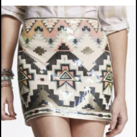 Express Dresses & Skirts - NWOT Express sequin mini skirt